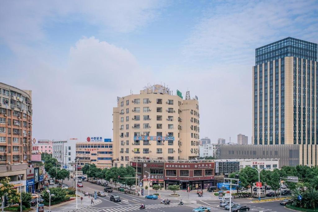 Ji Hotel Ningbo Beilun Intime City Esterno foto